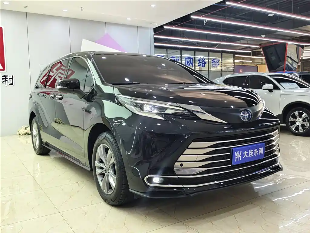SIENNA 2023 2.5L Hybrid Comfort Edition купить на сайте DeffCars