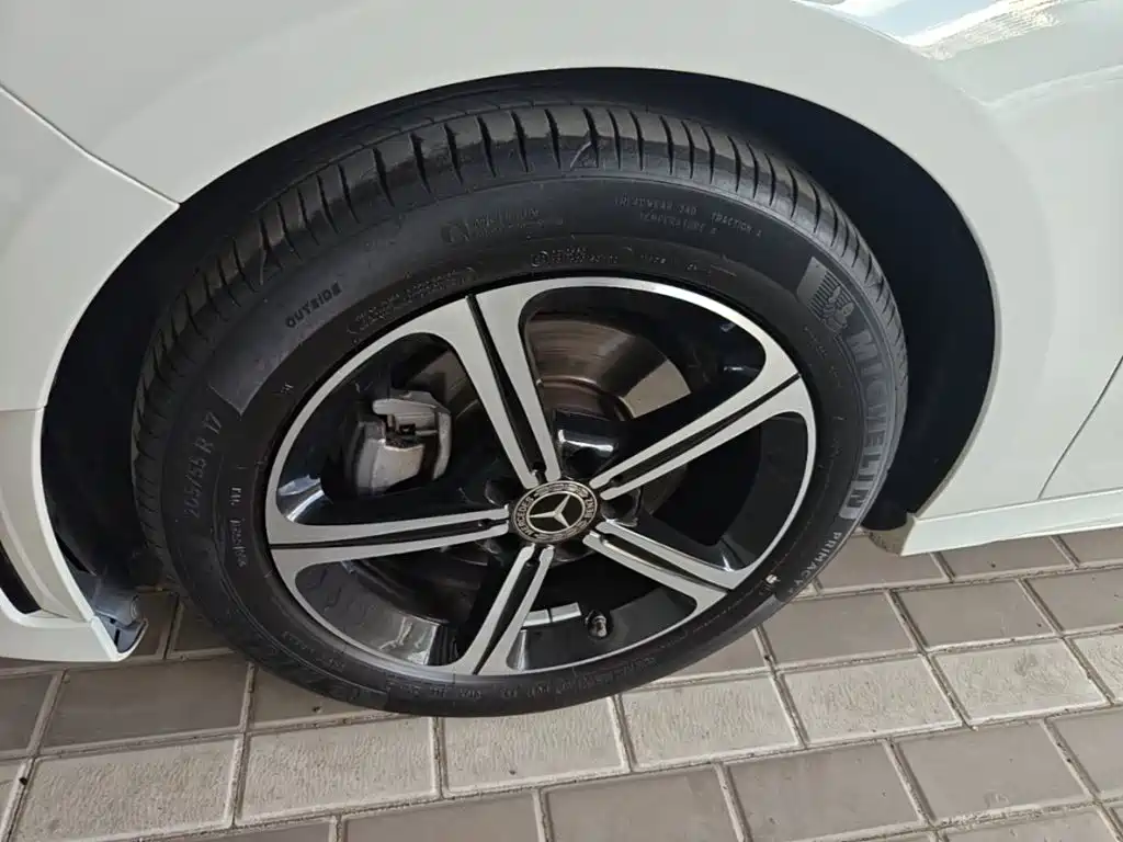 Mercedes-Benz A-Class 2022 Facelift Two A 200 L Sports Sedan Fashionable купить на сайте DeffCars