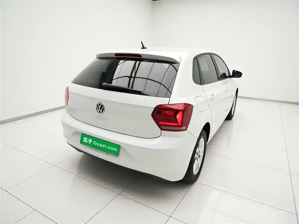 Polo 2023 facelift Plus 1.5L automatic indulgence version купить на сайте DeffCars