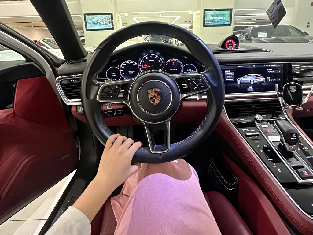 Panamera 2019 Panamera 4 Sport Turismo 2.9T купить на сайте DeffCars