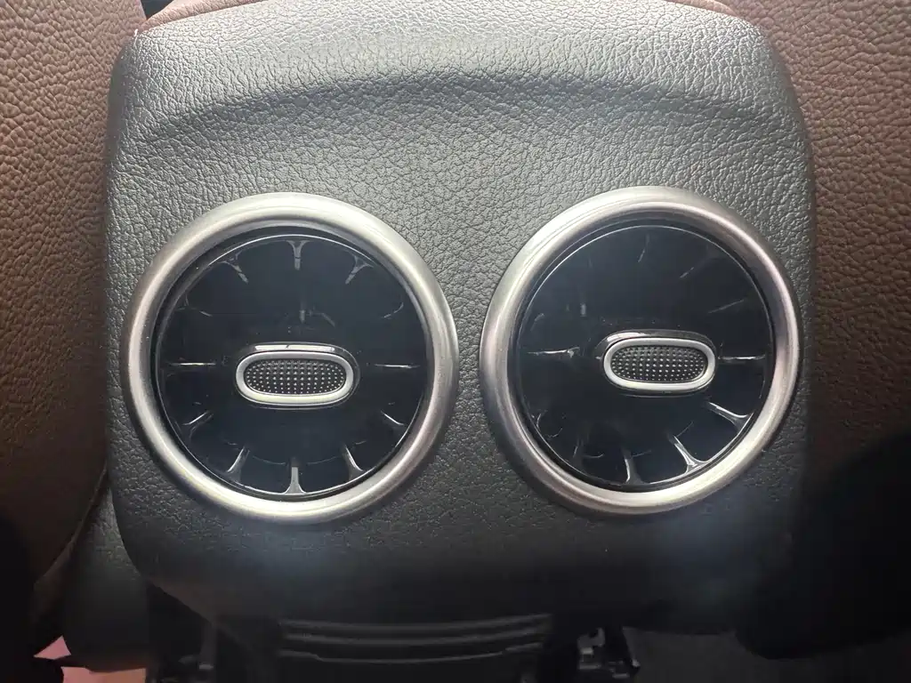 Mercedes-Benz GLB 2024 facelift GLB 220 fashion model купить на сайте DeffCars