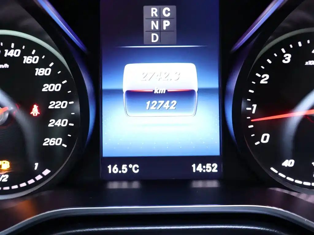 Mercedes-Benz V-Class 2022 V 260 Pilot Edition купить на сайте DeffCars