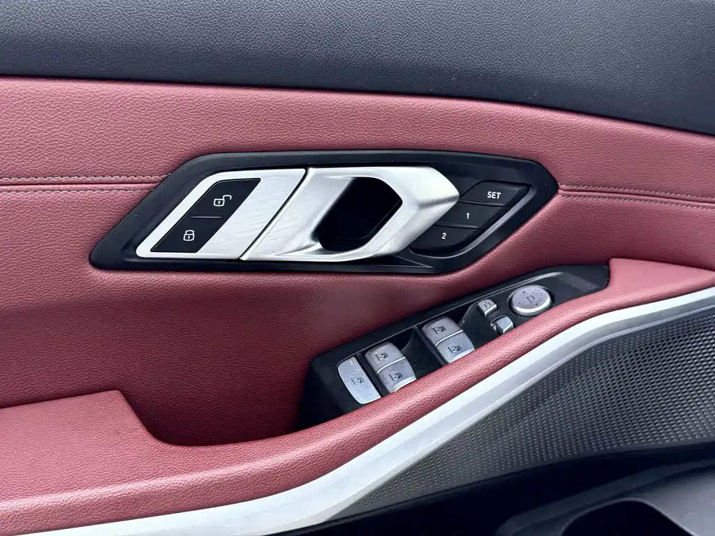 BMW 3 Series 2023 320Li M Sports Package купить на сайте DeffCars