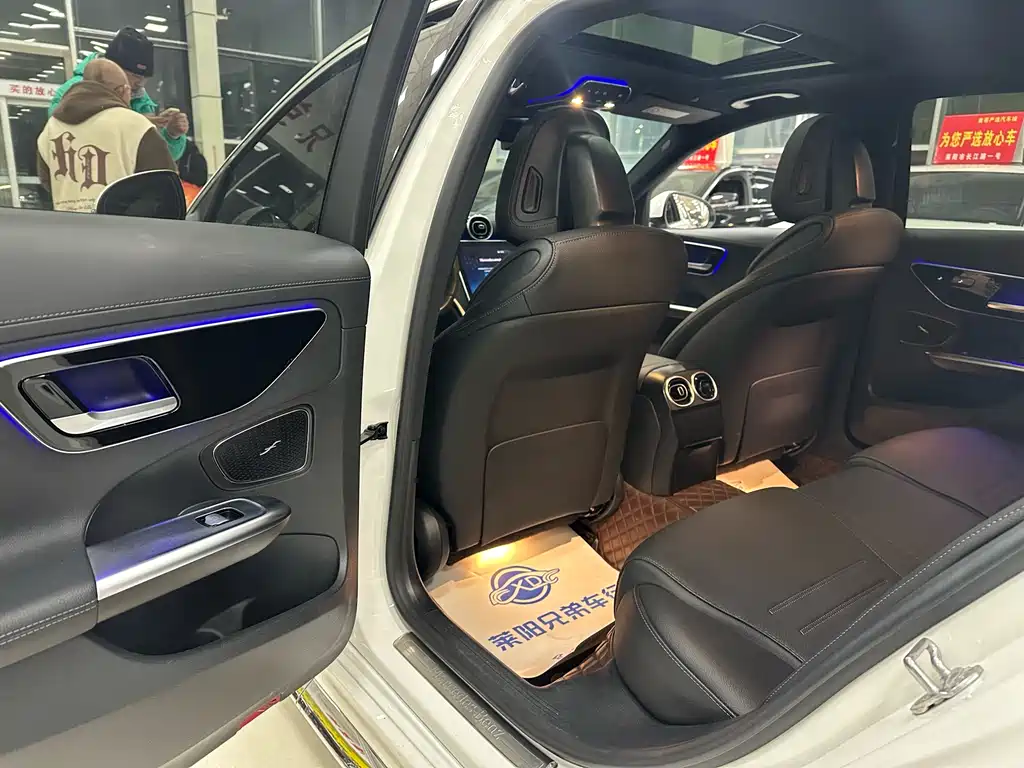 Mercedes-Benz C-Class 2023 C 200 L Sports Edition купить на сайте DeffCars