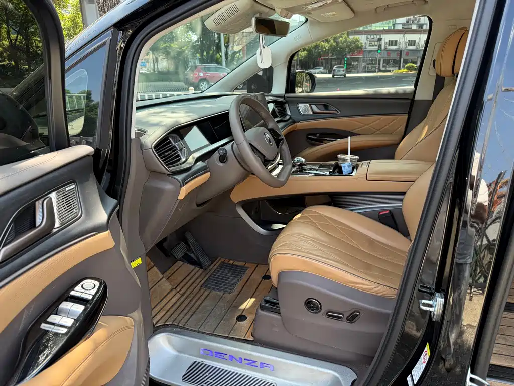 Denza D9 2022 EV 600 four-wheel drive flagship model купить на сайте DeffCars