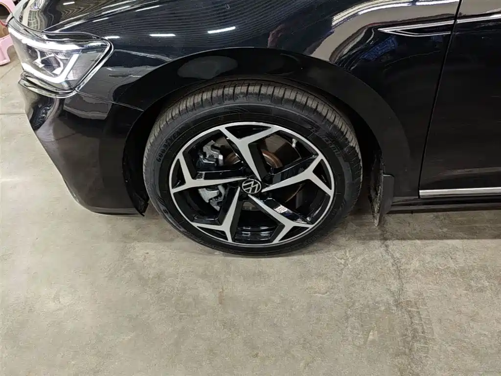 Passat 2023 facelift 330TSI Star Elite Edition купить на сайте DeffCars