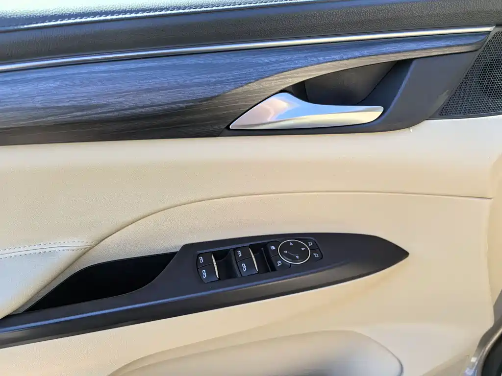 Buick GL8 2023 ES Lu Zun Luxury Heyue Edition купить на сайте DeffCars