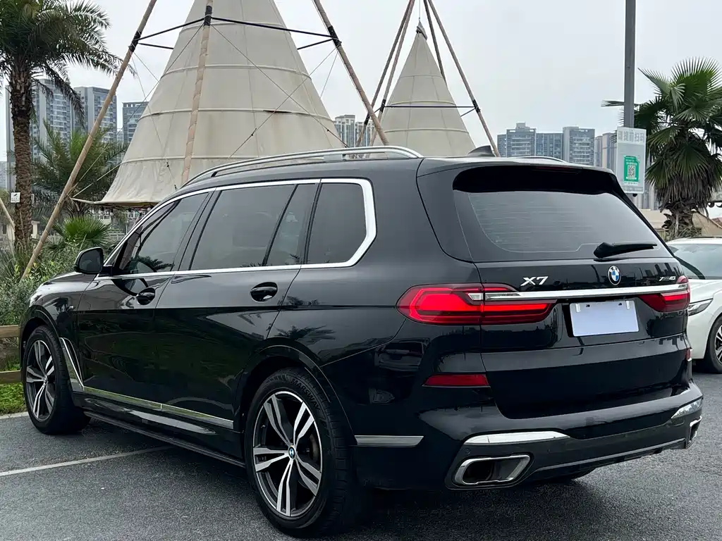 BMW X7 2020 xDrive40i Exclusive M Sports Package купить на сайте DeffCars