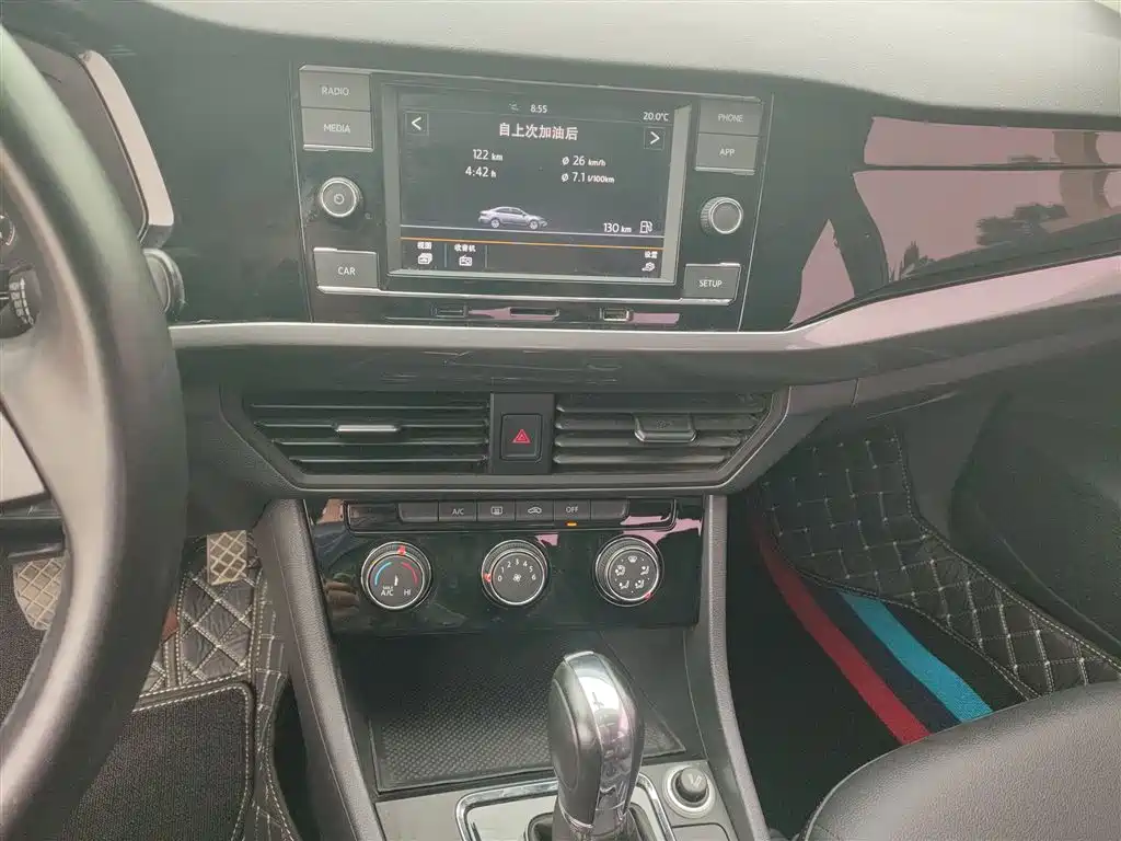Bora 2020 1.5L automatic comfort model купить на сайте DeffCars