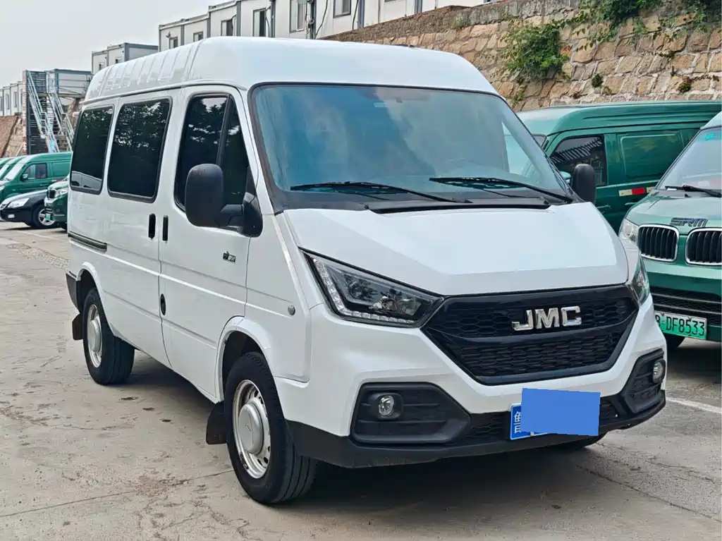 Teshun 2021 2.8T Space King Taurus short-axle mid-high roof 6-seater diesel National VI JX493 купить на сайте DeffCars