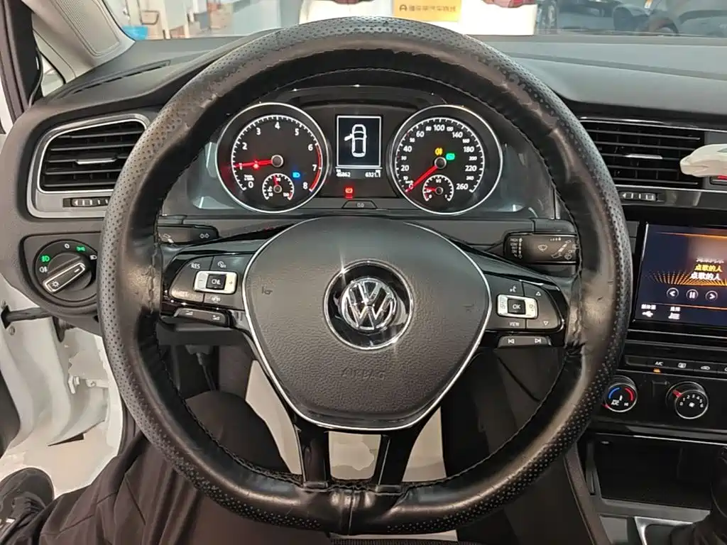 Golf 2019 280TSI DSG Comfort Type National V купить на сайте DeffCars