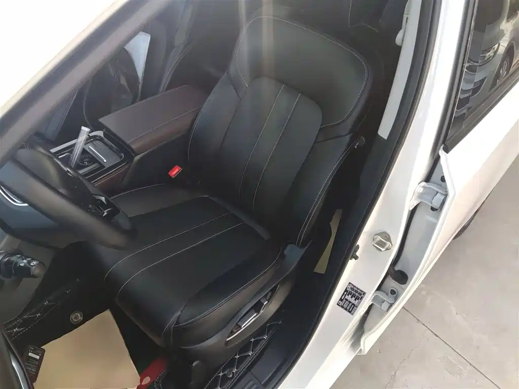 Trumpchi M6 2023 PRO 270T DCT Exclusive Edition купить на сайте DeffCars
