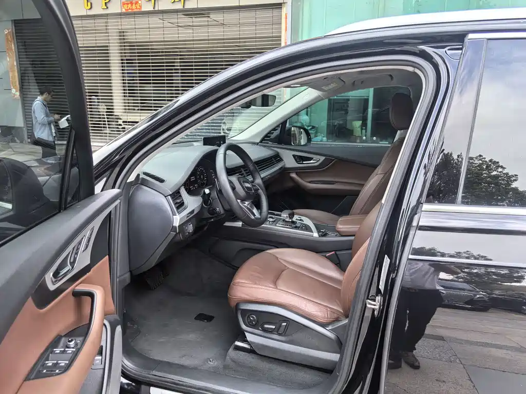 Audi Q7 2019 55 TFSI Technology купить на сайте DeffCars