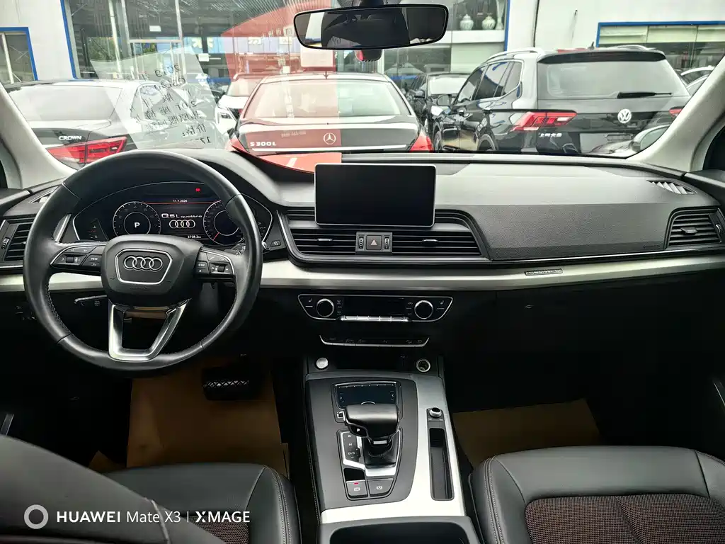 Audi Q5L 2018 40 TFSI enjoys fashionable style, National V купить на сайте DeffCars