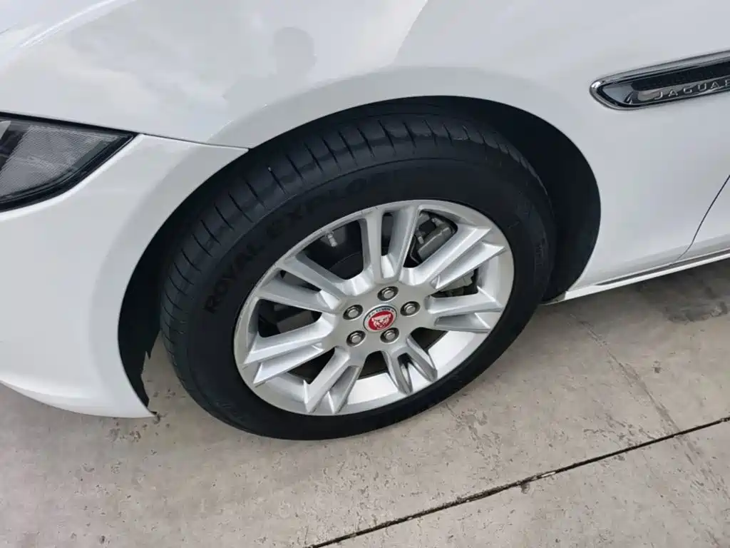 Jaguar XEL 2019 2.0T 200PS Luxury Edition купить на сайте DeffCars