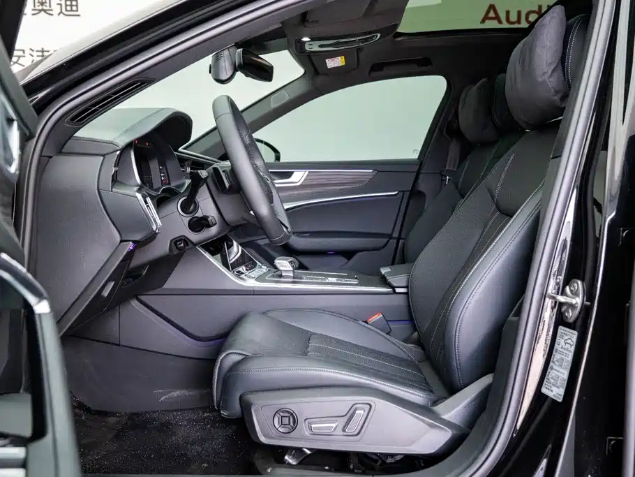 Audi A6L 2026 55 TFSI quattro exclusive dynamic model купить на сайте DeffCars