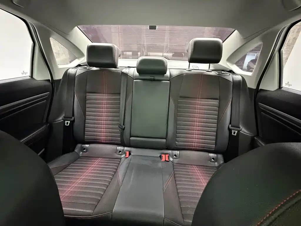 Lavida 2024 300TSI DSG Starry Sky Full Edition купить на сайте DeffCars