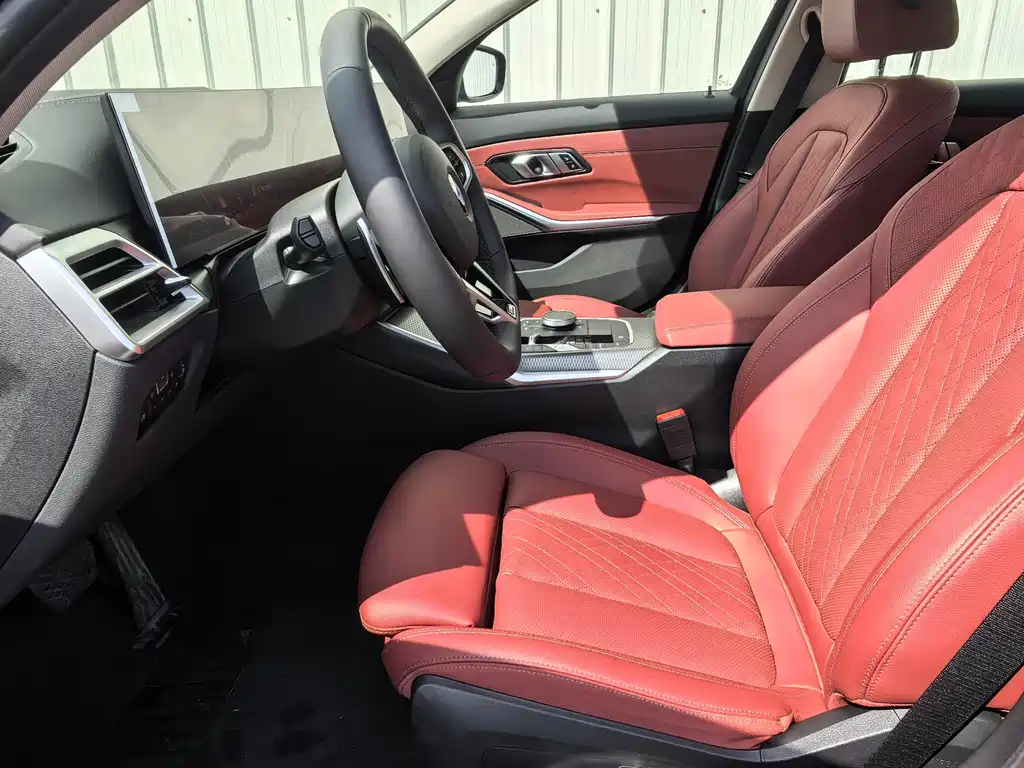 BMW 3 Series 2025 330Li M Sports Night Package купить на сайте DeffCars