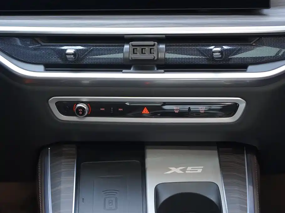 BMW X5 2023 xDrive 40Li M Sports Night Package купить на сайте DeffCars