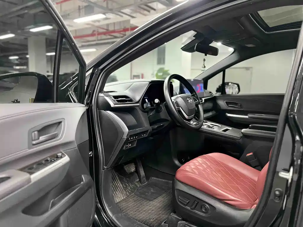 Grevia 2024 2.5L Hybrid Luxury Edition купить на сайте DeffCars