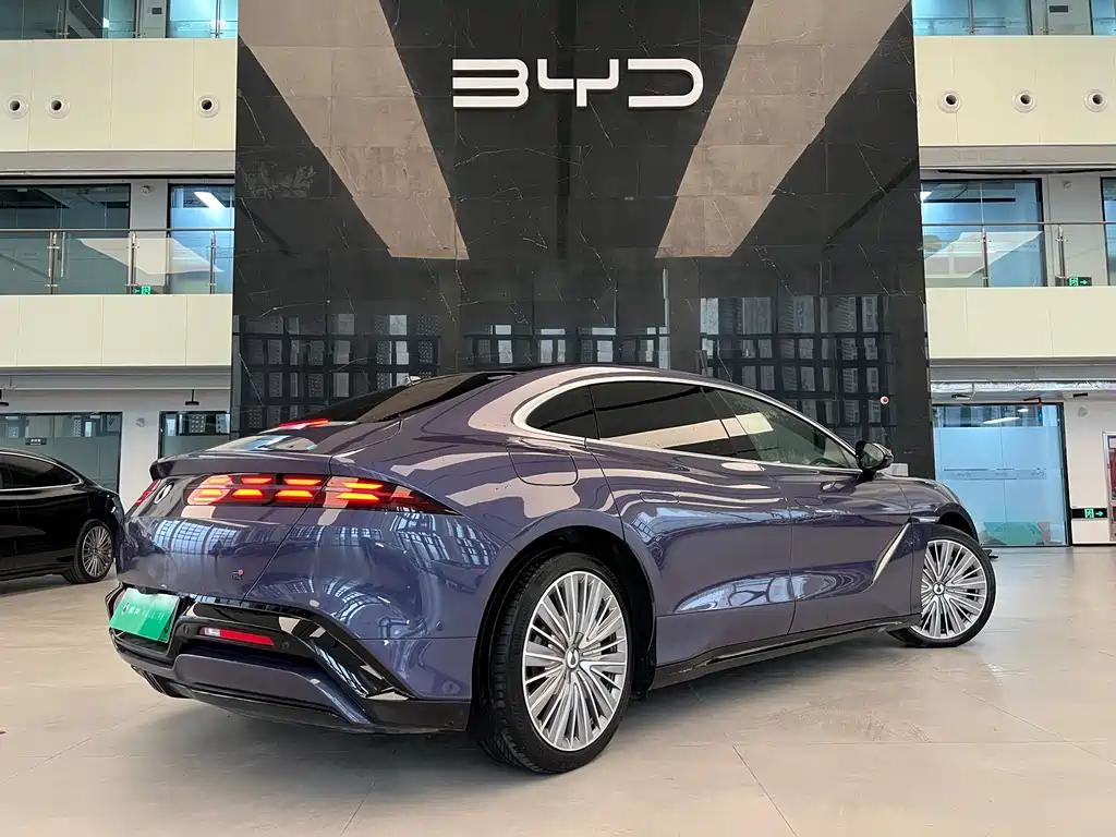 Denza Z9 2024 1100km four-wheel drive Ultra version купить на сайте DeffCars