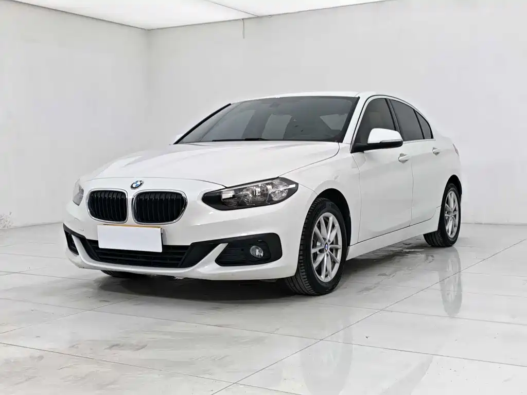 BMW 1 Series 2018 118i Fashion Model купить на сайте DeffCars