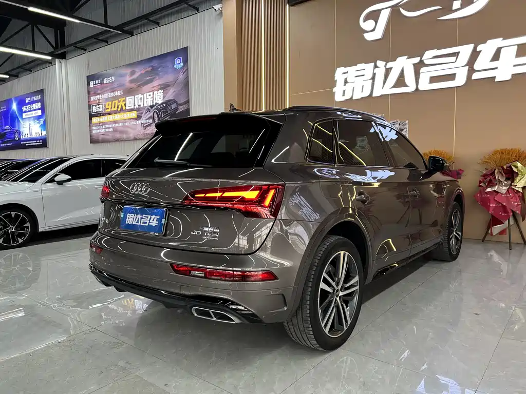 Audi Q5L 2022 40T luxury and dynamic model купить на сайте DeffCars