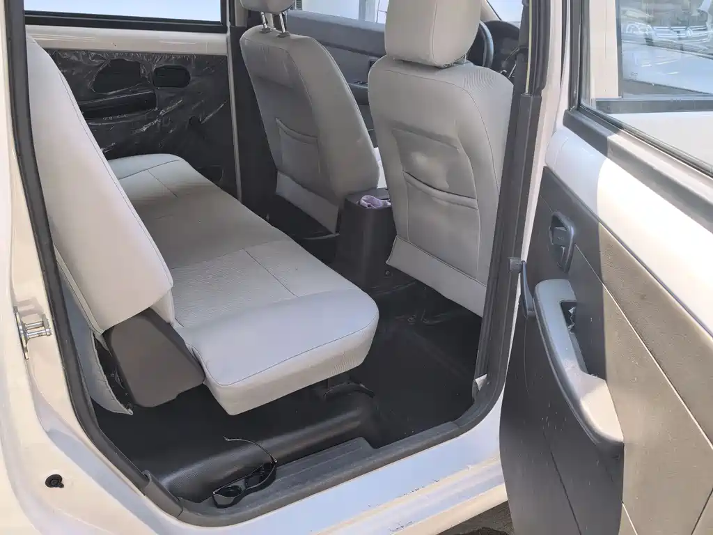 Wuling Hongguang 2020 1.2L S basic model National VI LSI купить на сайте DeffCars