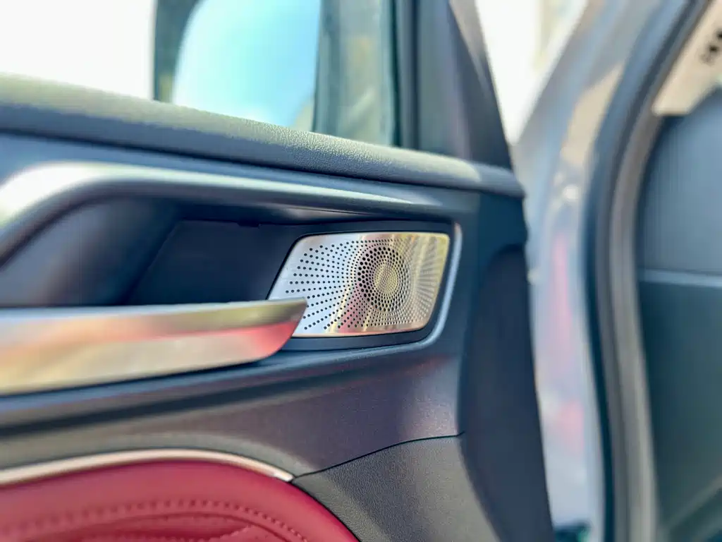 Tank 300 2025 2.4T diesel version купить на сайте DeffCars