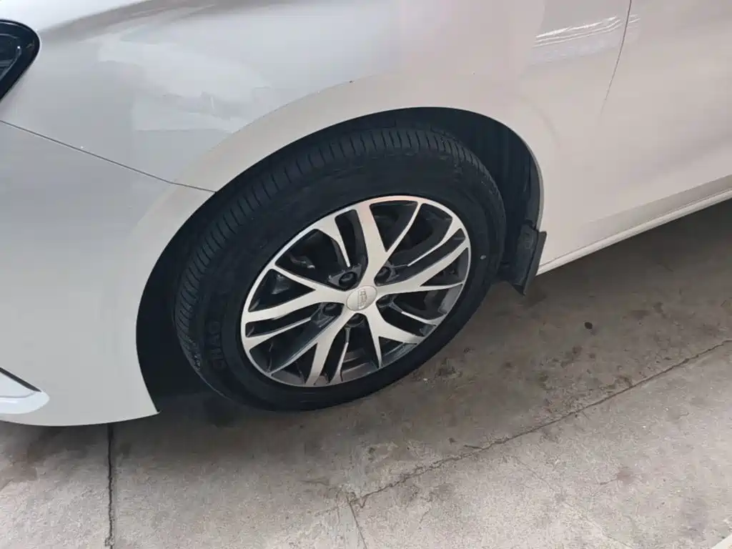 Emgrand 2022 4th Generation 1.5L CVT Elite купить на сайте DeffCars