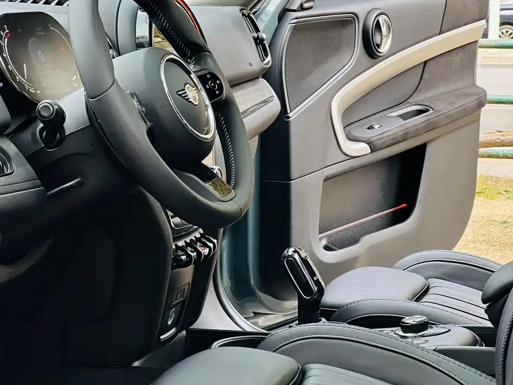 MINI COUNTRYMAN 2022 2.0T COOPER S ALL4 купить на сайте DeffCars