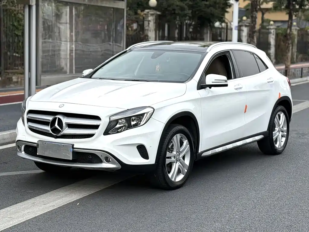 Mercedes-Benz GLA 2016 GLA 200 Dynamic купить на сайте DeffCars