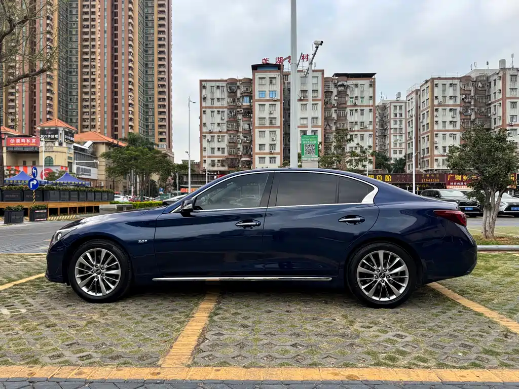 Infiniti Q50L 2018 2.0T Yixiang Edition National V купить на сайте DeffCars