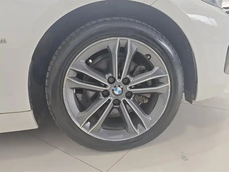 BMW 1 Series 2018 118i Sports купить на сайте DeffCars
