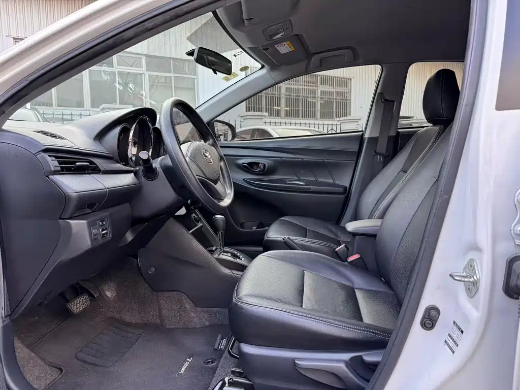 YARiS L Zhixuan 2021 1.5L CVT leading version купить на сайте DeffCars
