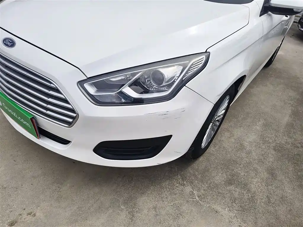 Escort 2017 facelift 1.5L automatic comfort model купить на сайте DeffCars