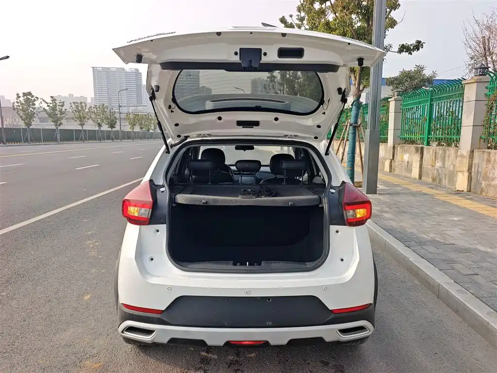 Tiggo 3x 2021 PLUS 1.5L CVT Happy Red Date Edition купить на сайте DeffCars