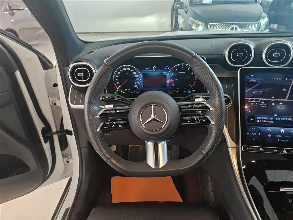 Mercedes-Benz GLC 2023 GLC 260 L 4MATIC luxury model 5 seats купить на сайте DeffCars