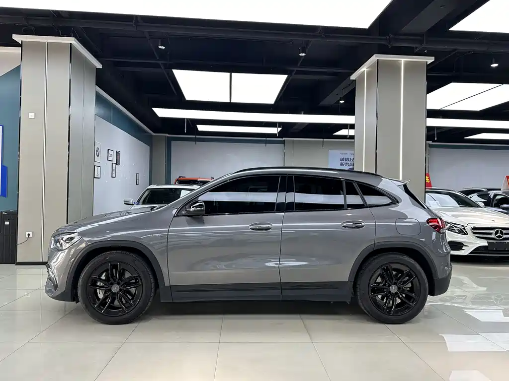 Mercedes-Benz GLA AMG 2024 AMG GLA 35 4MATIC купить на сайте DeffCars
