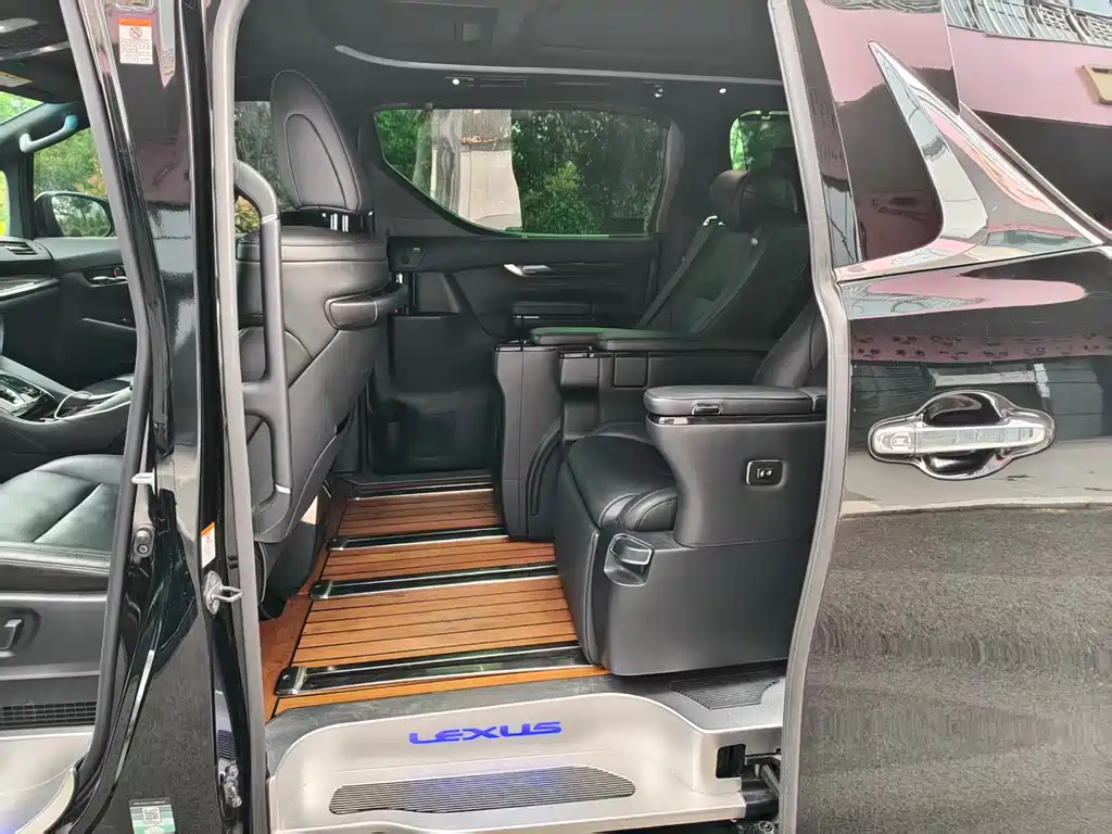 Wilfa 2019 Shuangqing 2.5L HV Premium Edition купить на сайте DeffCars