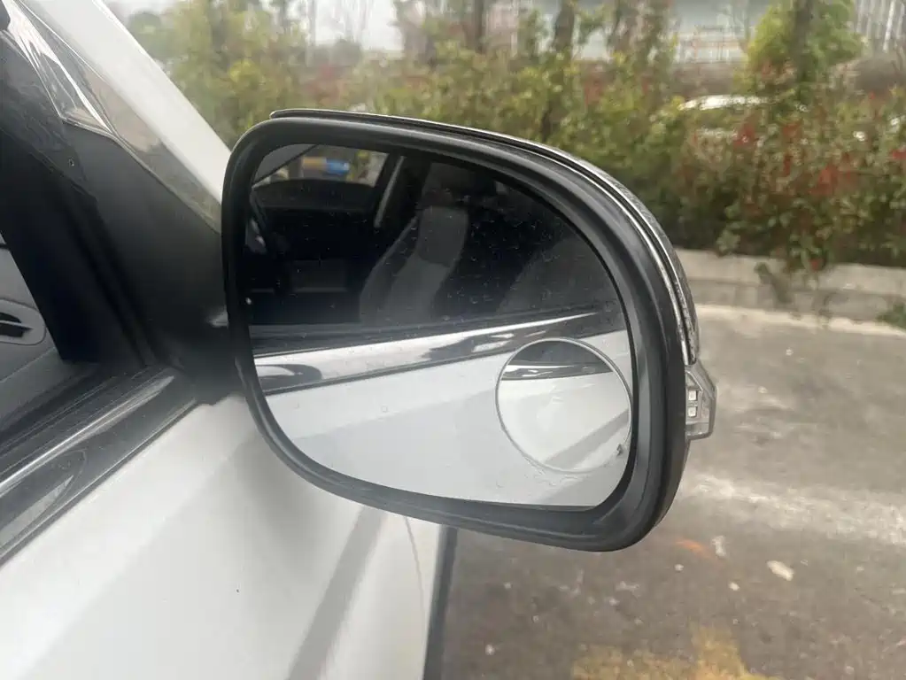 BAIC Huansu S5 2017 1.3T CVT premium model купить на сайте DeffCars