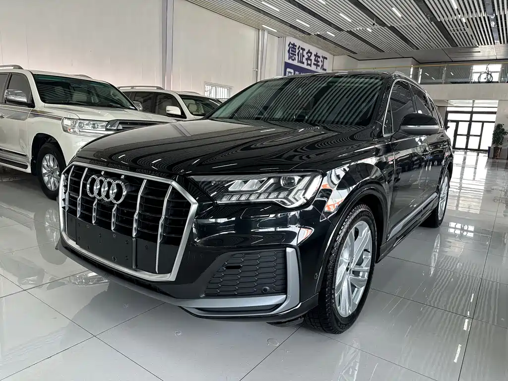 Audi Q7 2024 45 TFSI quattro S line sports купить на сайте DeffCars