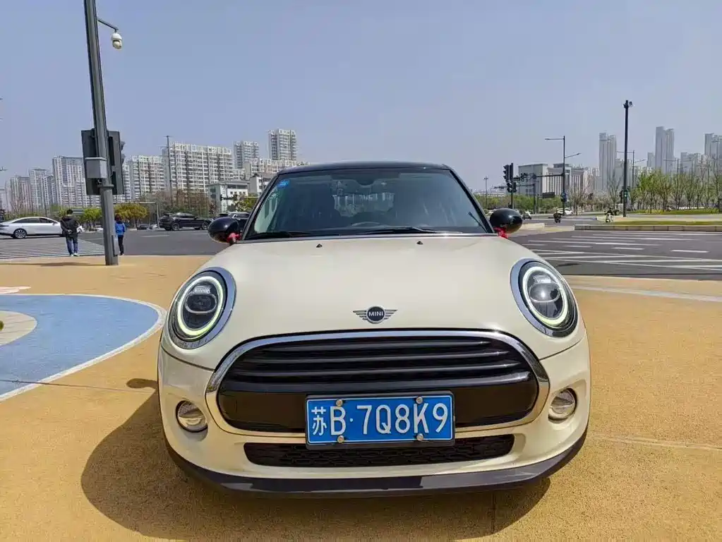 Mini 2018 1.5T COOPER Classic Five-Door Edition купить на сайте DeffCars