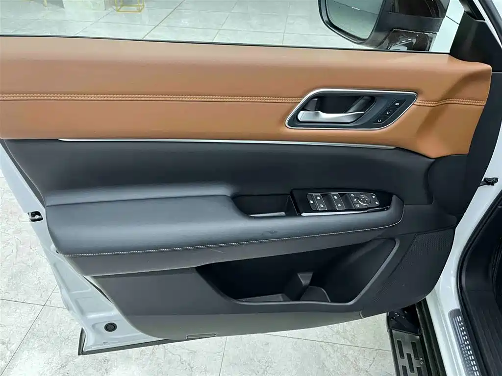 Tanlu 2024 380VC-TURBO four-wheel drive Zhizun Edition 6 seats купить на сайте DeffCars