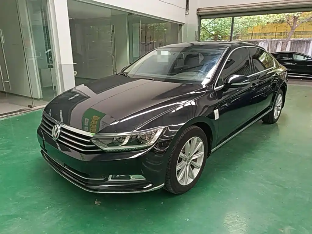 Magotan 2019 330TSI DSG leading model National V купить на сайте DeffCars