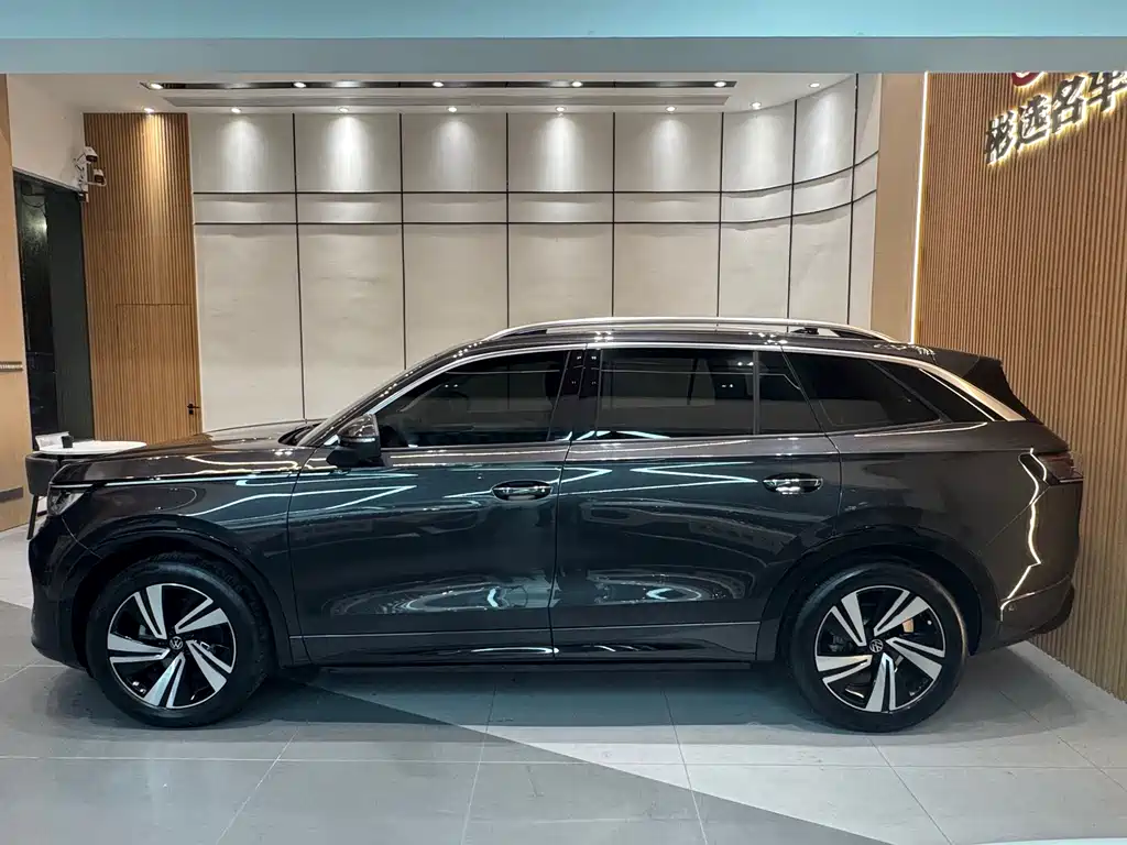 Lanxun 2023 380TSI four-wheel drive R-Line cruise version купить на сайте DeffCars