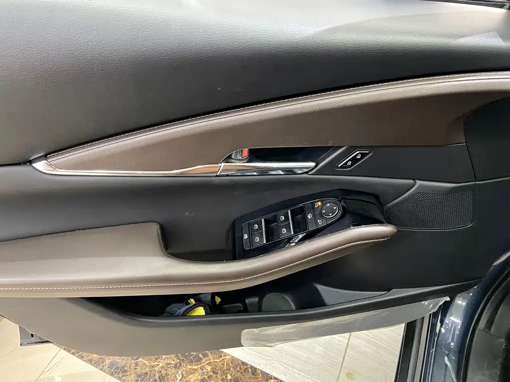 Mazda CX-30 2022 2.0L automatic Jiayue type купить на сайте DeffCars