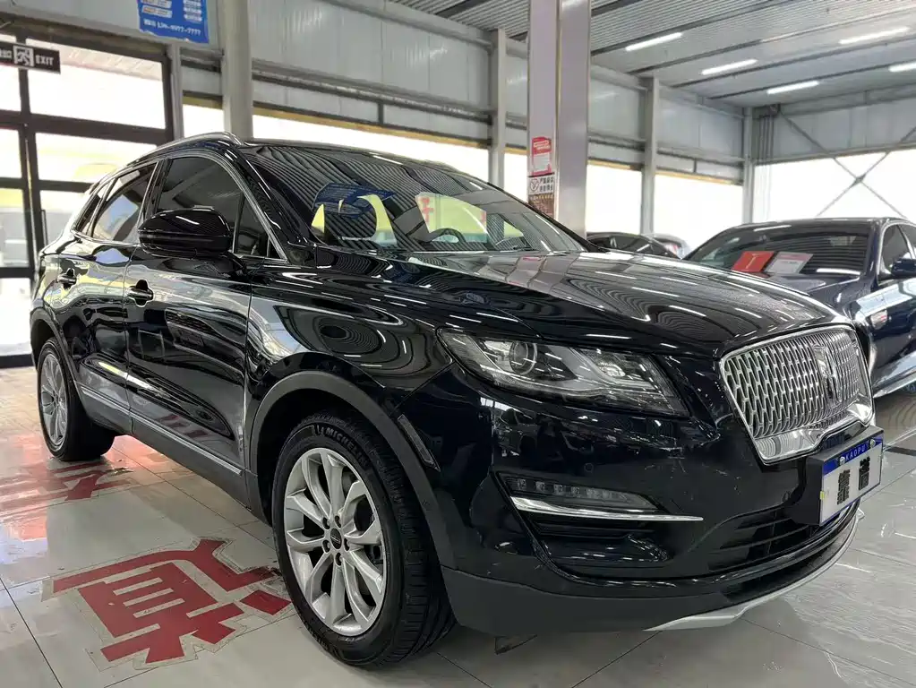 Lincoln MKC 2019 2.0T four-wheel drive premium version, National V купить на сайте DeffCars
