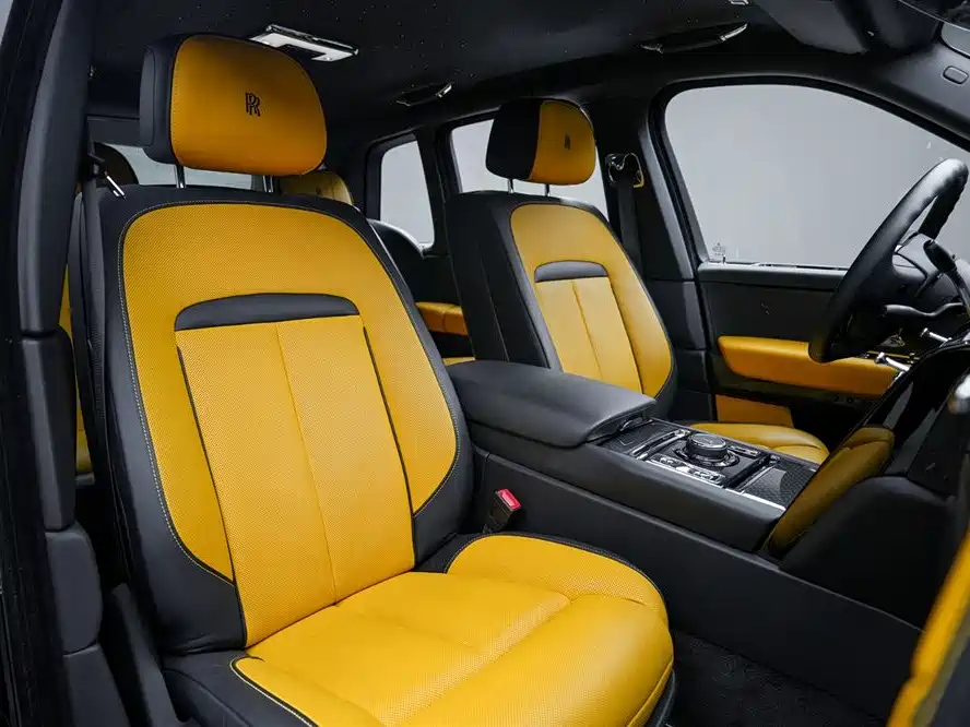 Cullinan 2020 Black Badge купить на сайте DeffCars