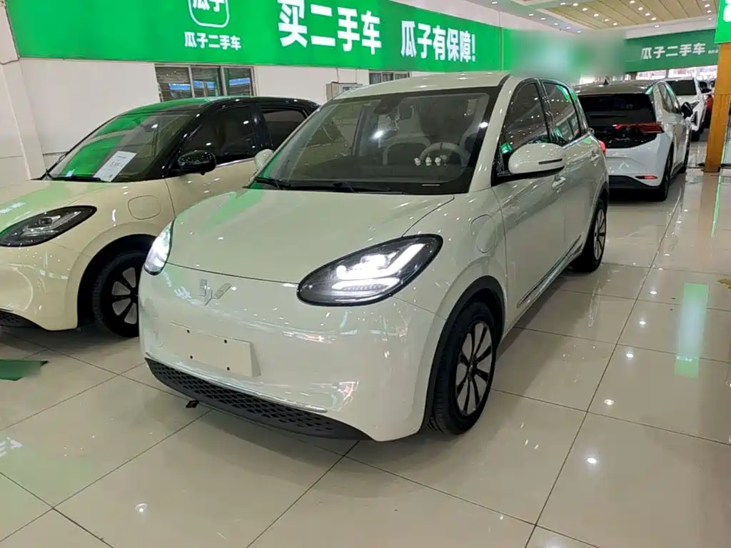 Wuling Bingo 2023 model 333km Lingxi Internet model купить на сайте DeffCars